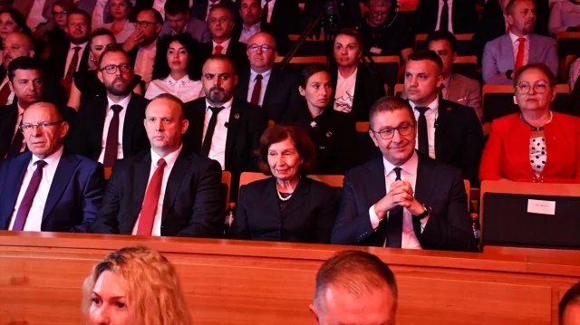 Kuzey Makedonya'nın Bağımsızlık Yıldönümünde Duygulandıran Mesajlar
