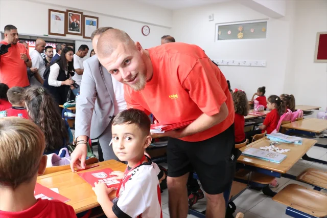 Samsunspor'dan Öğrencilere Büyük Jest Herkes Şaşkın