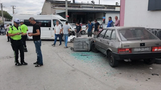 Kütahya'da Servis Minibüsleri Çarpıştı 7 Yaralı Var