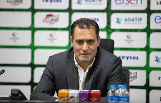 Sakaryaspor'un Yeni Yüzü Serhat Sütlü: Şehir Futbol İle Coşacak