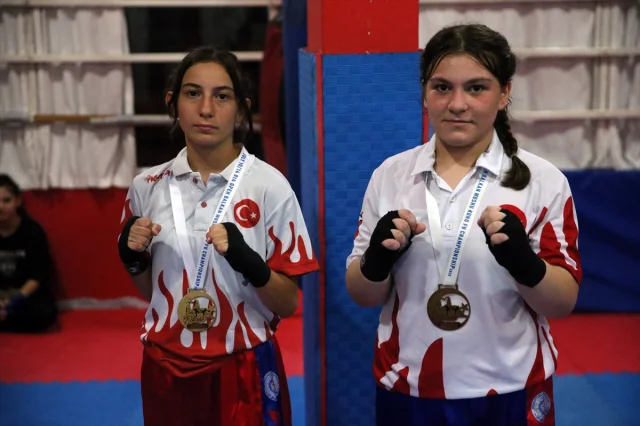 Ordu'dan Yükselen Yıldızlar Azra ve Azra: Milli Takım Hayali