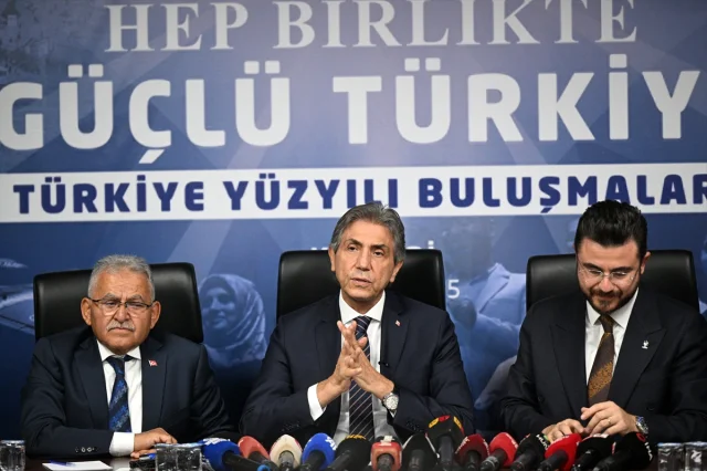 Mustafa Demir'den CHP'ye Sert Eleştiri