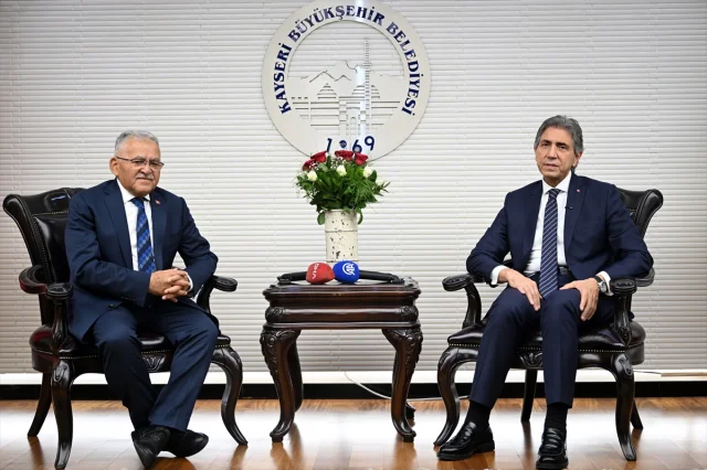 Mustafa Demir'den CHP'ye Sert Eleştiri
