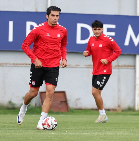 Sivasspor Sarıyer Maçına Hazırlanıyor Taraftarlar Heyecanla Bekliyor