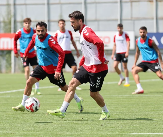 Sivasspor Sarıyer Maçına Hazırlanıyor Taraftarlar Heyecanla Bekliyor
