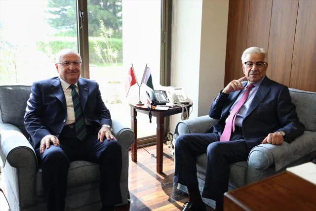 Türkiye ve Pakistan'dan Savunma İşbirliği Hamlesi