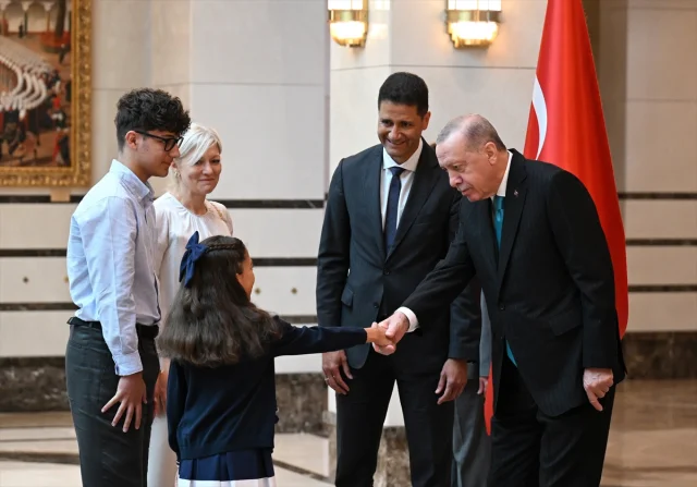 Cumhurbaşkanı Erdoğan Dört Ülkenin Büyükelçilerini Kabul Etti: Kritik Görüşmeler