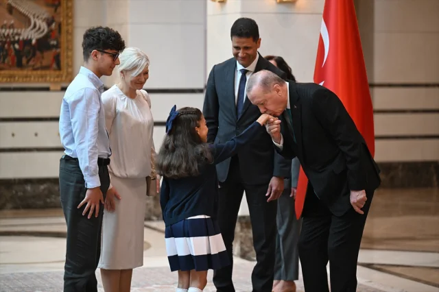 Cumhurbaşkanı Erdoğan Dört Ülkenin Büyükelçilerini Kabul Etti: Kritik Görüşmeler