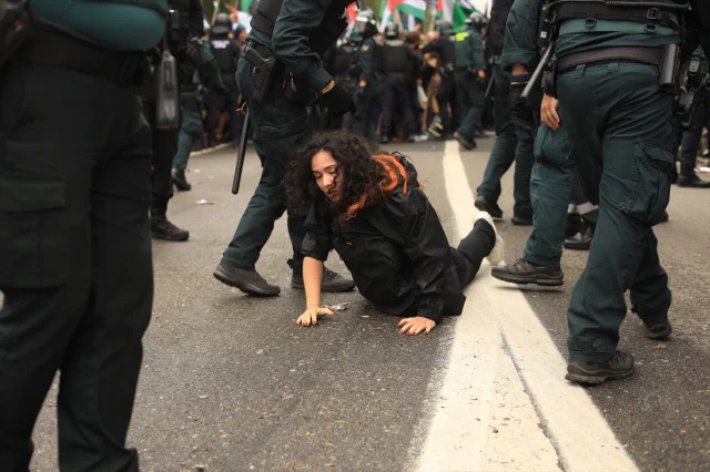 La Vuelta'da İsrail Karşıtı Protestolar Giderek Büyüyor