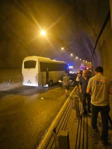 Antalya'da Büyük Trafik Kazası: Tünelde Kâbus Dakikaları