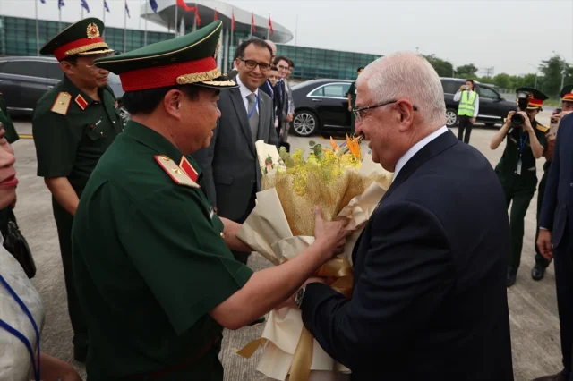 Milli Savunma Bakanı Güler'in Vietnam Seyahati: İş Birliği ve Stratejik Adımlar