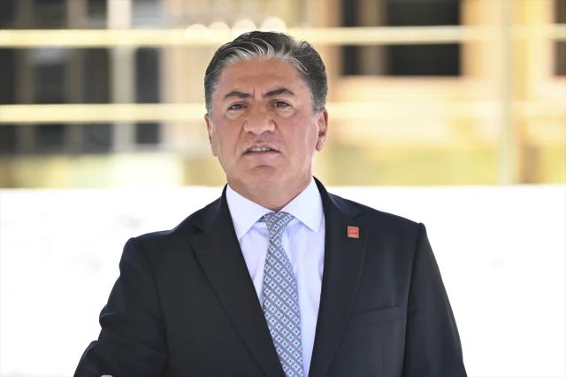 CHP'li Murat Emir'den Çarpıcı Açıklamalar: Siyasette Gizli Planlar mı Var?