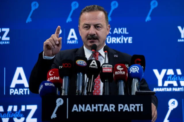 Yavuz Ağıralioğlu'ndan Kritik Uyarı: Sokaklar Kriminalleşebilir