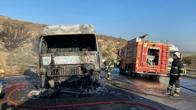 Hatay'da İtfaiyenin Zamana Karşı Yarışı Nefes Kesti