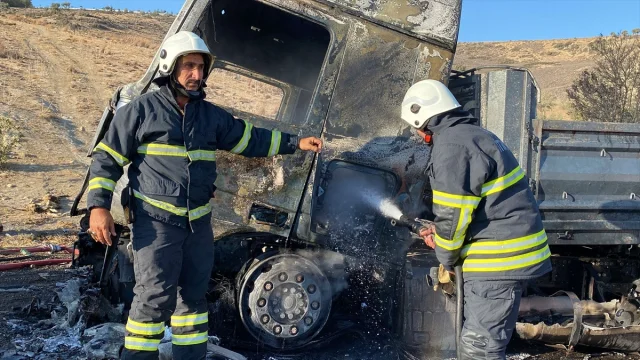 Hatay'da İtfaiyenin Zamana Karşı Yarışı Nefes Kesti