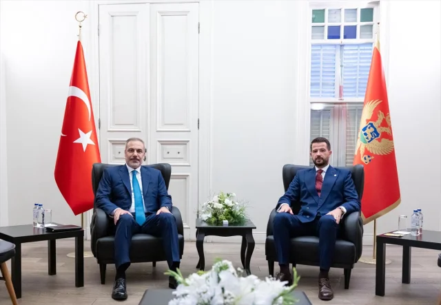 Bakan Fidan'dan Karadağ Ziyareti: Sürpriz Görüşme