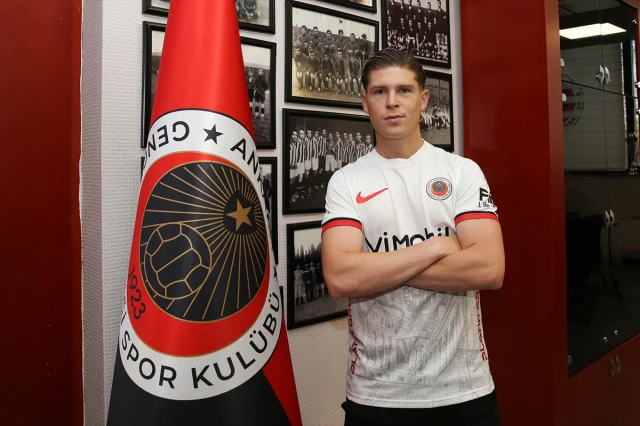 Gençlerbirliği'nin Sürpriz Transferi Kevin Csoboth Sahalarda
