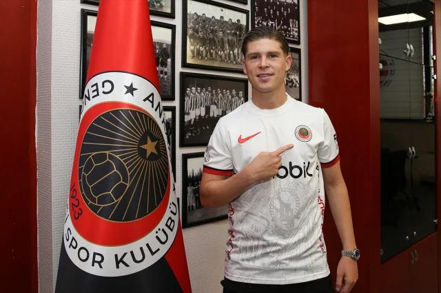 Gençlerbirliği'nin Sürpriz Transferi Kevin Csoboth Sahalarda