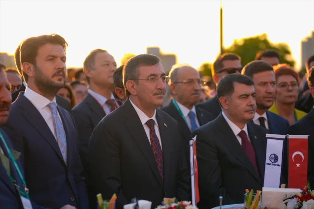 Cevdet Yılmaz'dan Sosyal Konut Atağı: Ekonomiye Dev Katkı