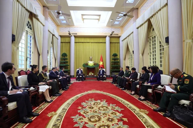 Bakan Yaşar Güler Vietnam'da Sürpriz Anlaşmalara İmza Attı