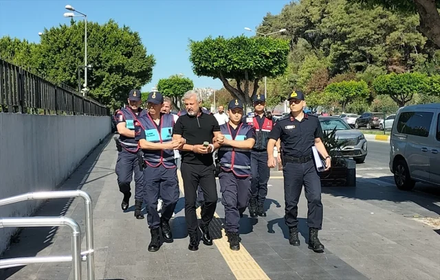 Eski Belediye Başkanı ve Kardeşinin Dava Süreci Merak Ediliy...