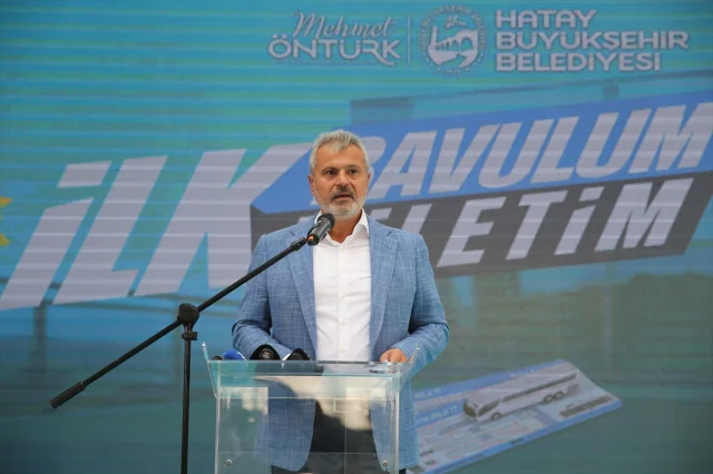 Hataylı Öğrencilere Şaşırtıcı Destek: İlk Bavulum İlk Biletim Projesi