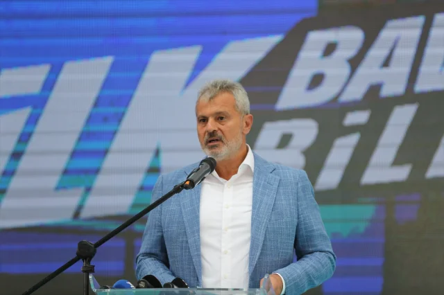 Hataylı Öğrencilere Şaşırtıcı Destek: İlk Bavulum İlk Biletim Projesi