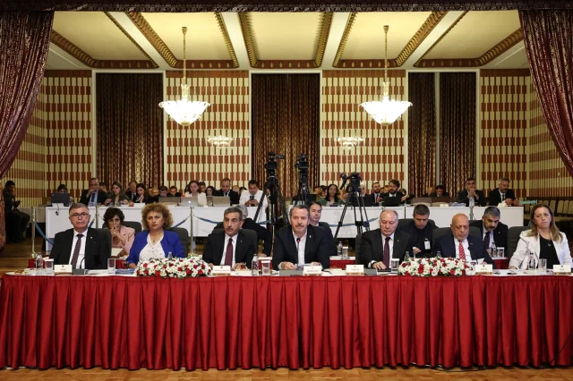 TBMM'de Kritik Toplantı: Dayanışma ve Demokrasi İçin Önemli...