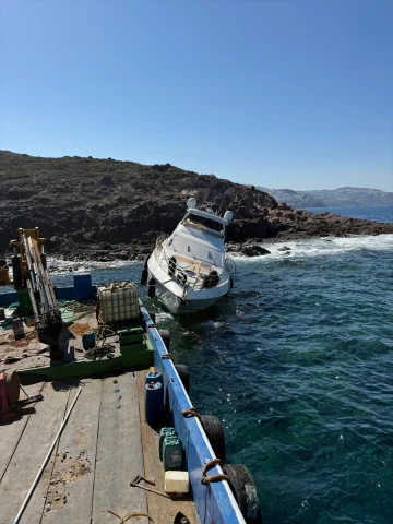 Bodrum'da Sürüklenen Motoryat: Nefes Kesen Kurtarma Operasyo...