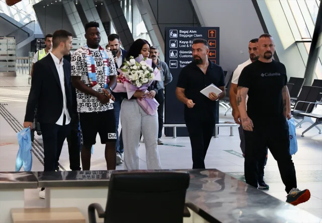 Andre Onana'nın Trabzon Macerası Başladı Kendisini İlk Anından İtibaren Evinde Hissetti