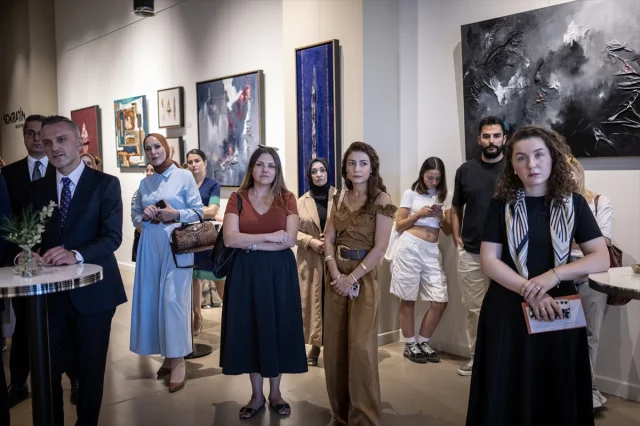 Deniz Say'ın Çarpıcı Sergisi Herkesi Şaşırtıyor