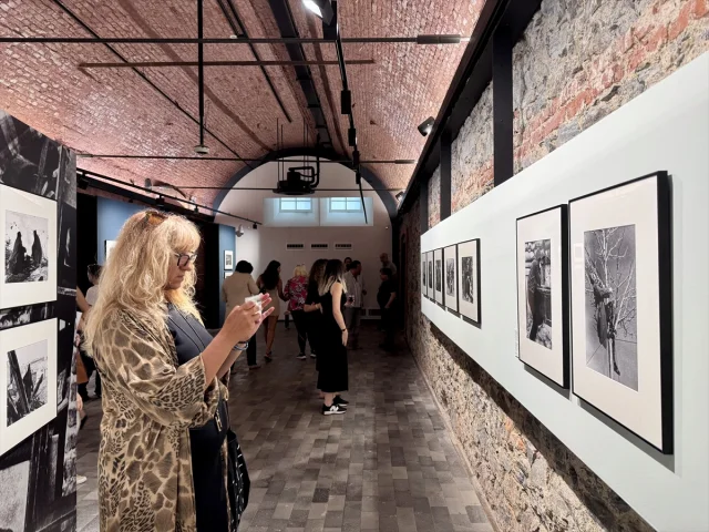 Tarihi Anların Peşinde Robert Capa Sergisi İstanbul'da