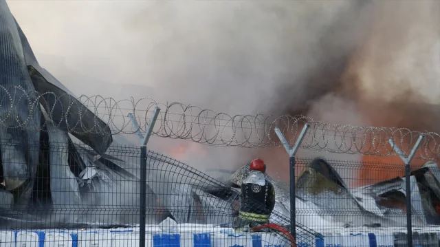 Kocaeli'nde Korkutan Yangın Panik Yarattı