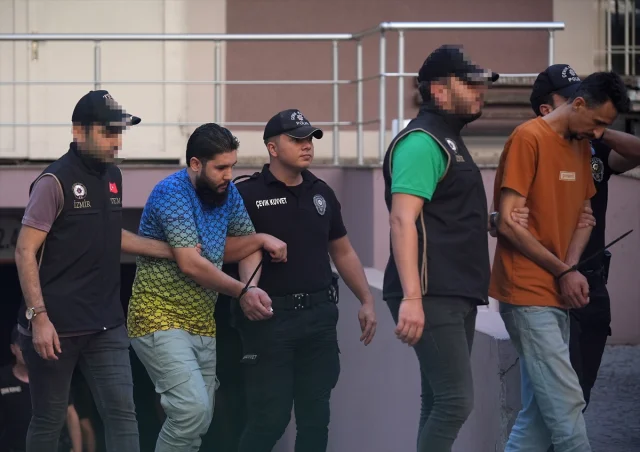 İzmir'deki Şok Saldırının Detayları Ortaya Çıkıyor: 11 Kişi Adliyeye Sevk Edildi