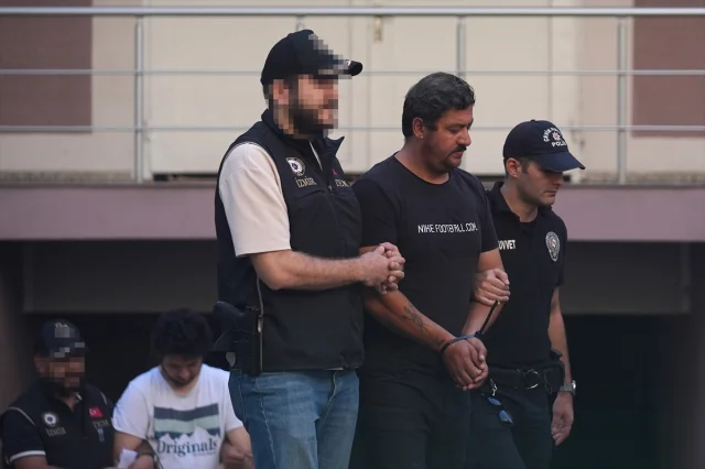 İzmir'deki Şok Saldırının Detayları Ortaya Çıkıyor: 11 Kişi Adliyeye Sevk Edildi