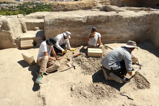 Arslantepe Höyüğü'nün Sırları Aydınlanıyor: Tarihin Derinliklerine Yolculuk