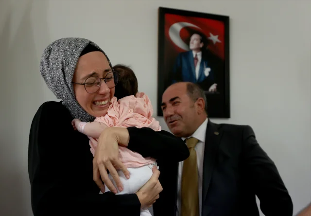 Antalya'da Devlet Korumasındaki Çocuklar Yuvaya Kavuştu