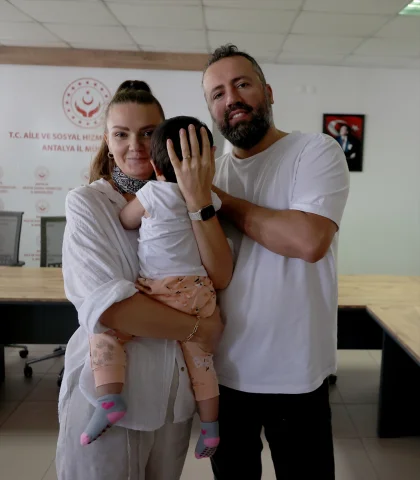 Antalya'da Devlet Korumasındaki Çocuklar Yuvaya Kavuştu