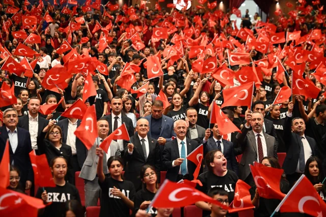 Mehmet Şimşek Gençlerle Gaziantep'te Buluştu: 'Eğitim En Büyük Gücümüz'