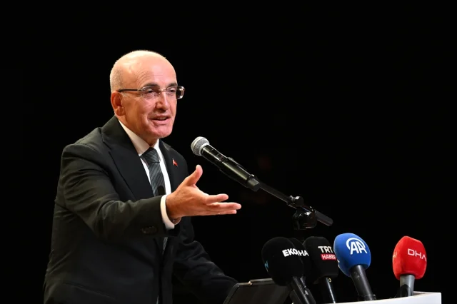Mehmet Şimşek Gençlerle Gaziantep'te Buluştu: 'Eğitim En Büyük Gücümüz'