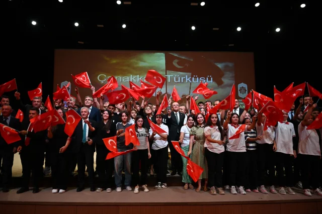 Mehmet Şimşek Gençlerle Gaziantep'te Buluştu: 'Eğitim En Büyük Gücümüz'