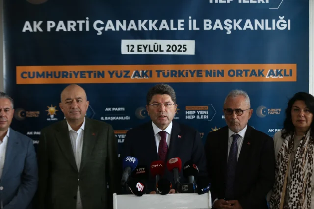 Adalet Bakanı Yılmaz Tunç Çanakkale'de Konuştu ve Gündemi Değerlendirdi