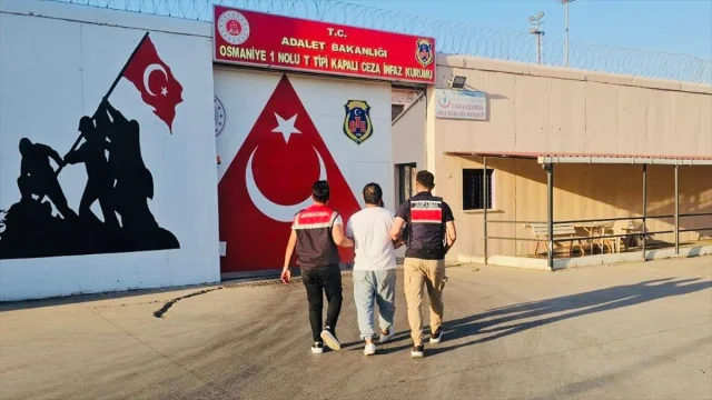 Osmaniye'de DEAŞ Propagandası Yapan Kişiye Şok Operasyon