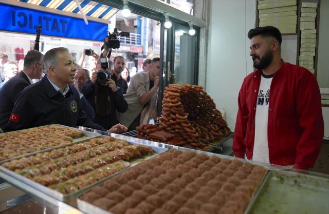 İçişleri Bakanı Yerlikaya Ağrı'da Halkın Nabzını Tuttu