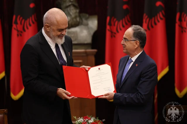 Başbakan Edi Rama ile Arnavutluk'ta Dijital Döneme Geçiş