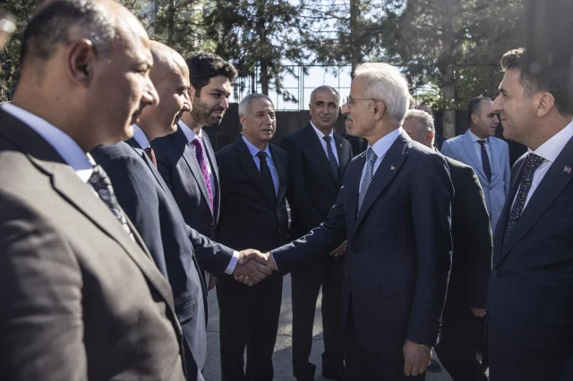 Ulaştırma Bakanı Tunceli'de Ülkenin Geleceğini Şekillendirdi