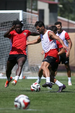 Gençlerbirliği'nin Rizespor Sınavı için Hazırlıkları Tüm Hız...