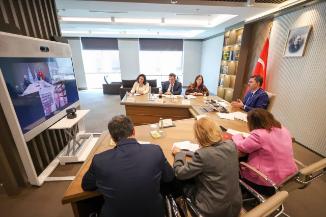 Türkiye'nin COP31 Adaylığında Kritik Görüşme: Çevre Bakanı K...