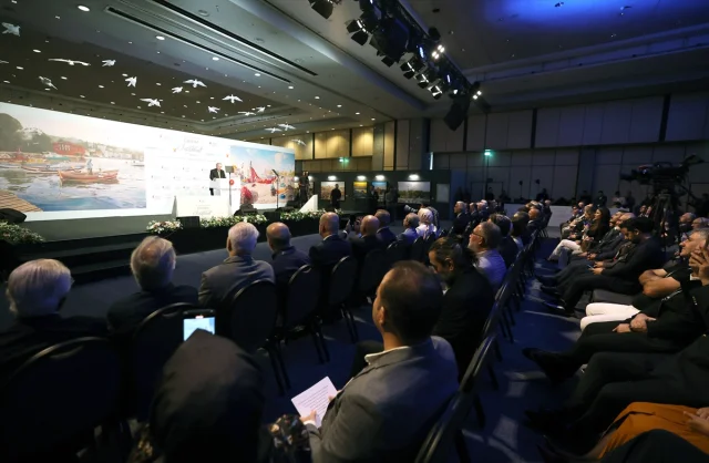 Cumhurbaşkanı Erdoğan İstanbul Sergisinde Sanatın Gücünü Anlattı