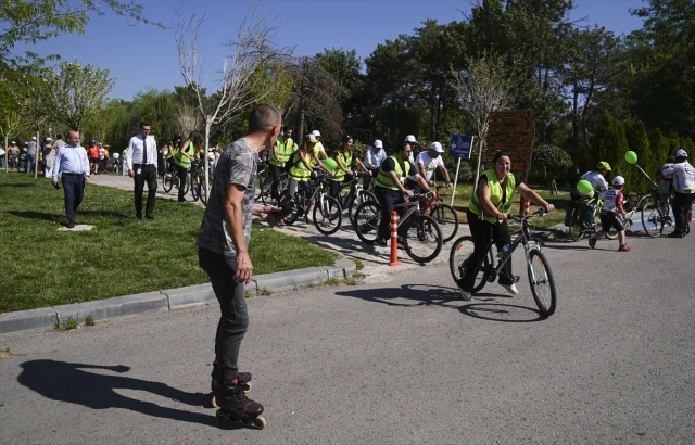 Ankara'da Lenfoma Farkındalığı İçin Pedallar Çevrildi